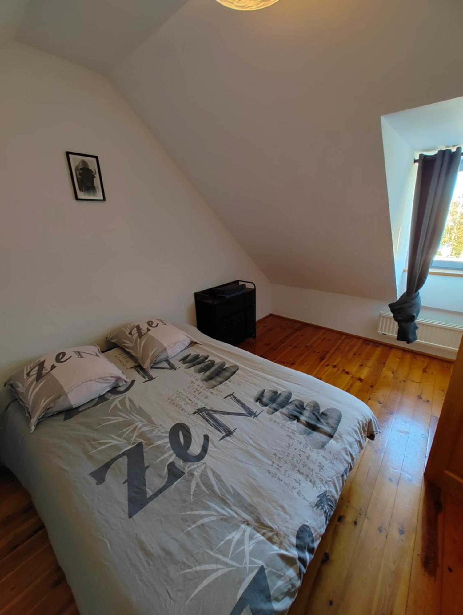 Cosy Triplex 3 Chambres Pont-de-lʼArche Buitenkant foto