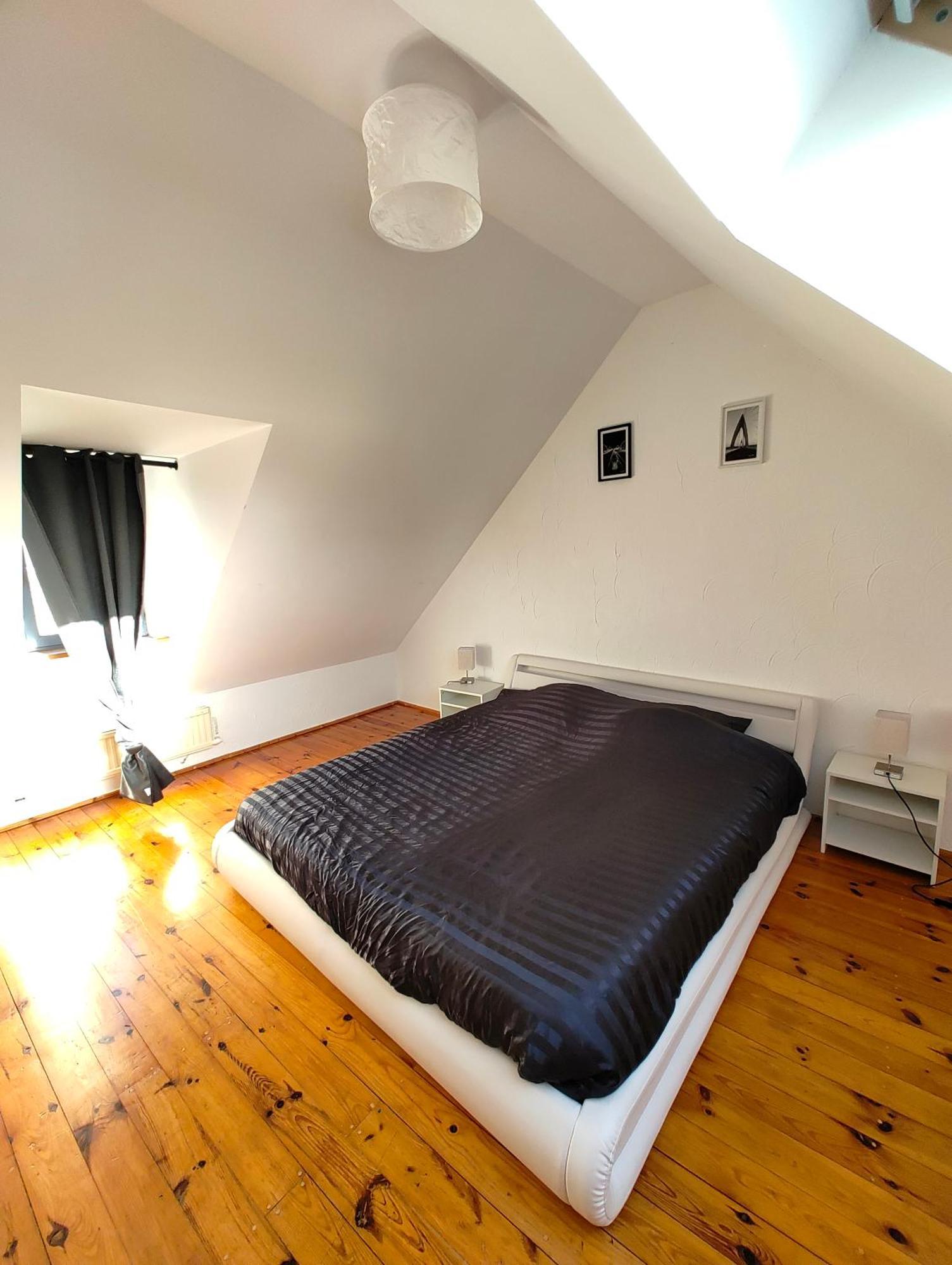 Cosy Triplex 3 Chambres Pont-de-lʼArche Buitenkant foto